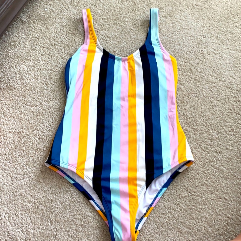 Women’s one piece bathing suit